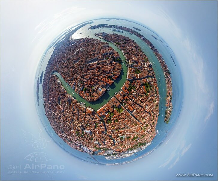 Riconoscete Venezia? Photo credit: Airpano.com